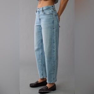 American Eagle stretch Barrel Jean